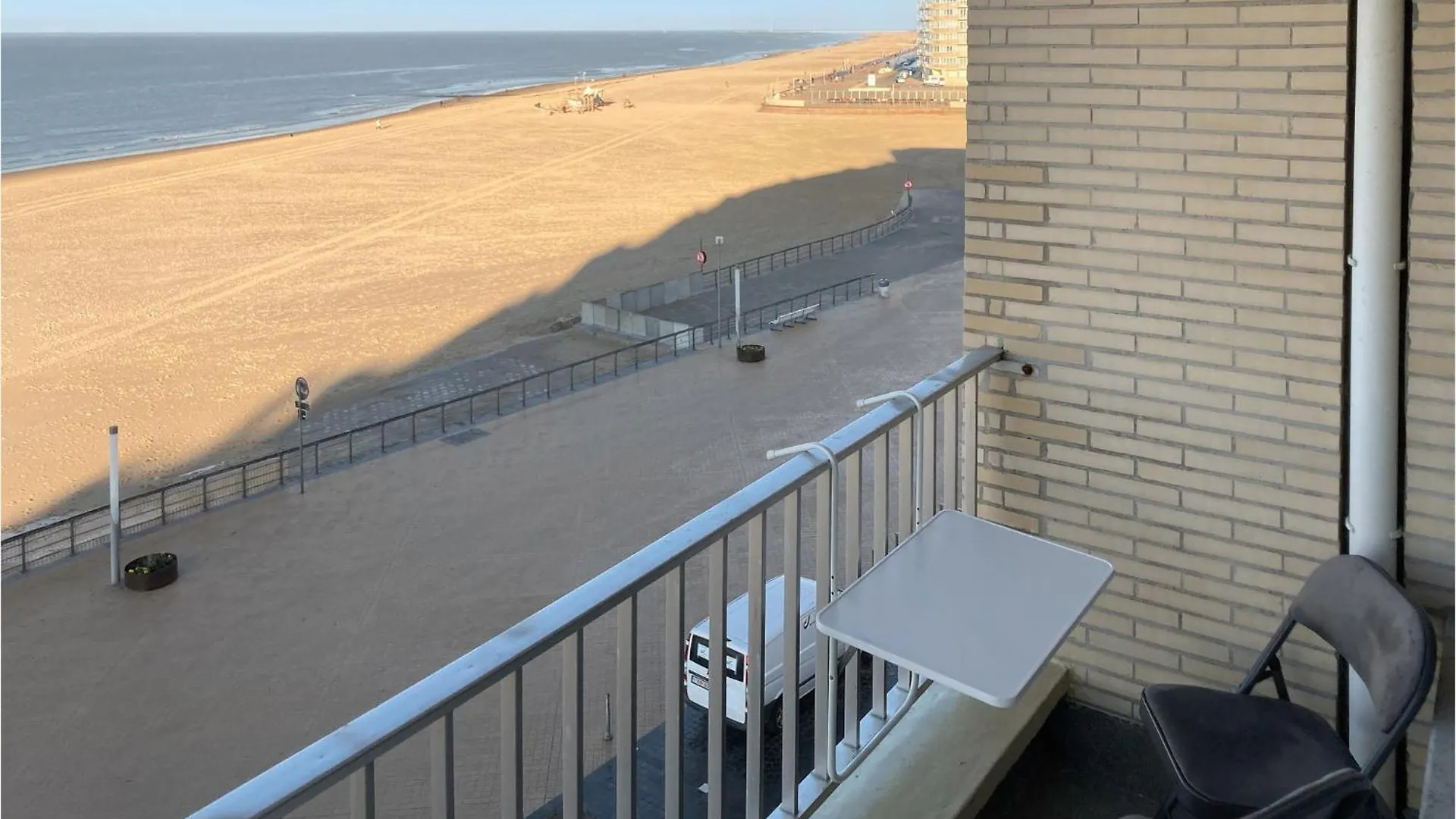 Awesome Apartment In Oostende With House Sea View