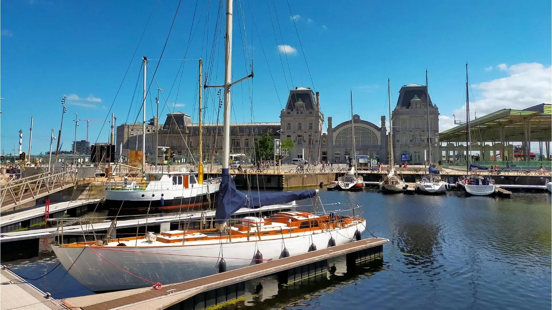 Awesome Apartment In Oostende With House Sea View  Ostend